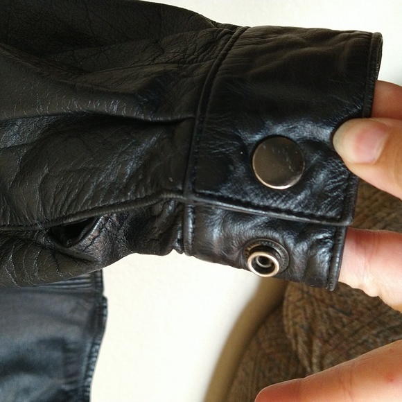 Vintage Out of Bounds Leather Jacket - Picture 6 of 8